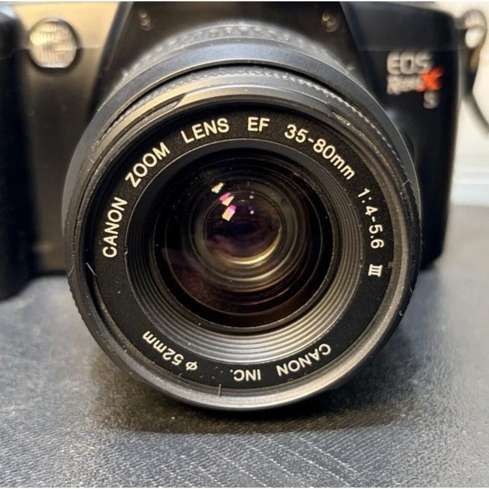Canon EOS Rebel XS 35mm slr Film Camera 35-80mm F4-5.6 III W/new Batteries
